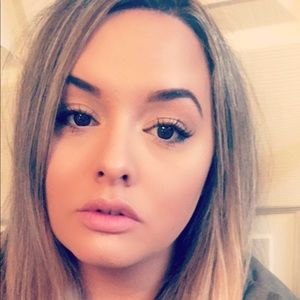 Meet your Posher, Alexandria